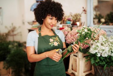 Conheça os Encantos dos Buquês de Flores: De Rosas Vermelhas Colombianas a Girassóis Naturais